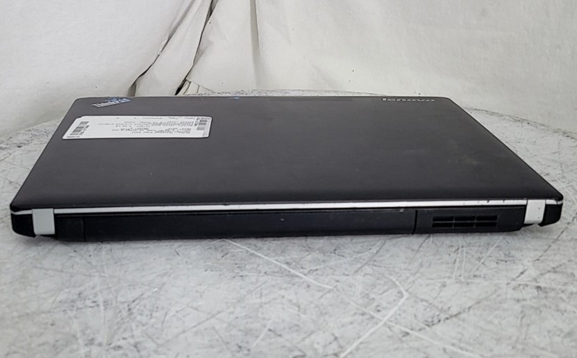 Lenovo ThinkPad Edge E431 6277-5AU Laptop Core I5-3230M 2.6GHz 8GB SEE NOTES