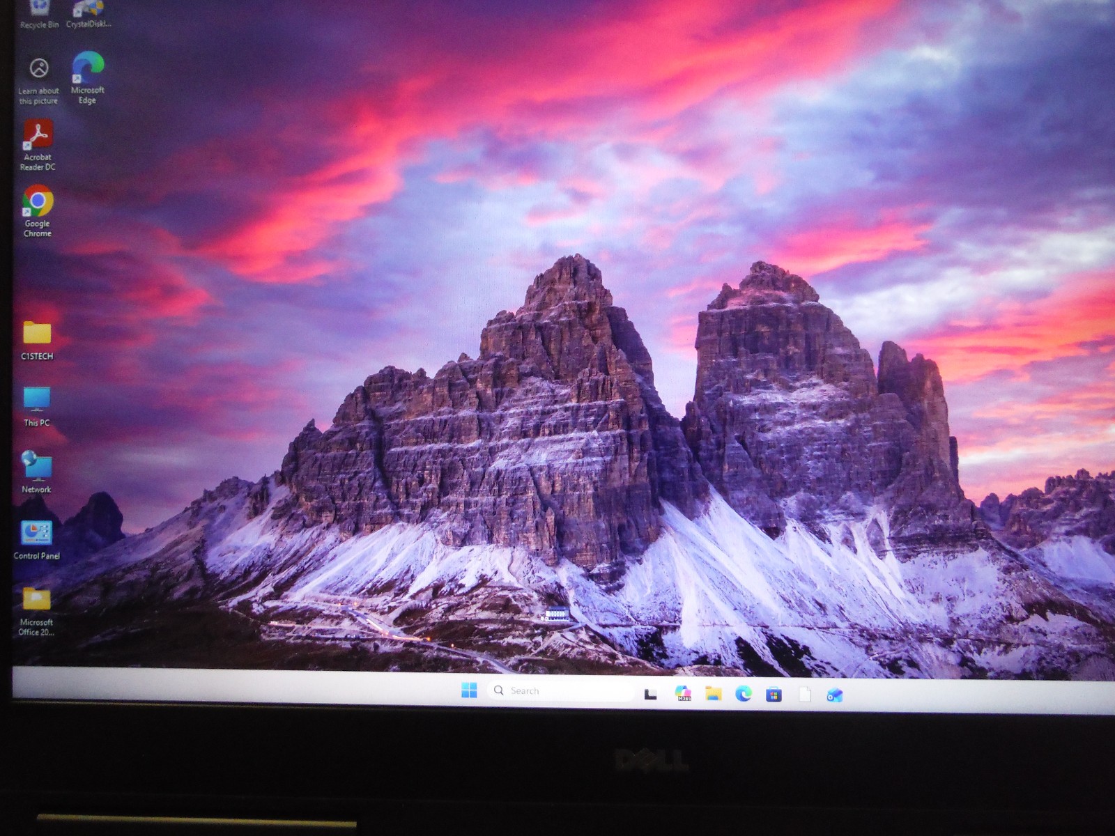 DELL PRECISION 7720 Xeon E3-1505M v6 32 GB RAM 512 GB SSD Win 11 PRO