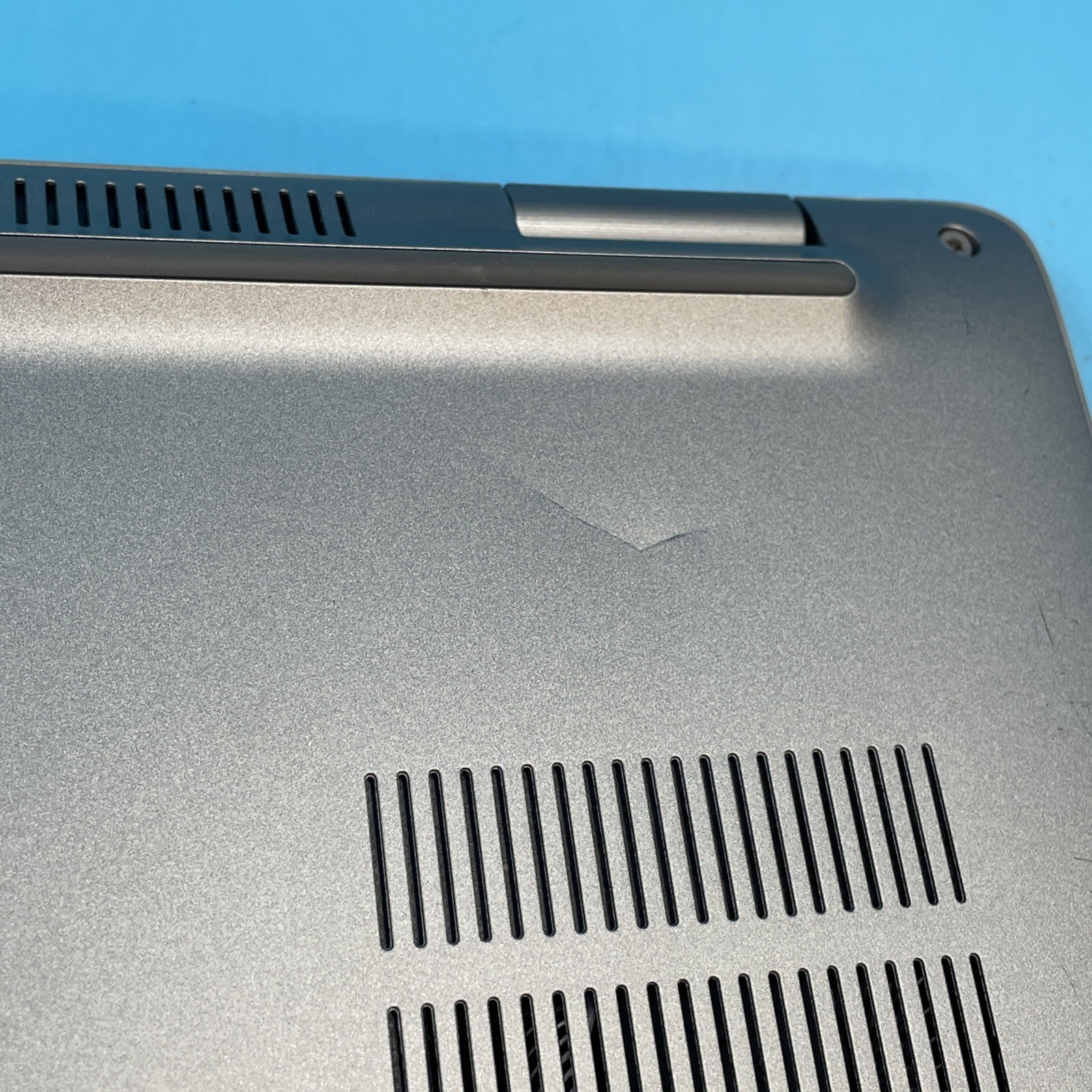 Dell Latitude 5520 | i7-1185G7 | 16GB RAM | NO DRIVE | NO OS | NO BATTERY