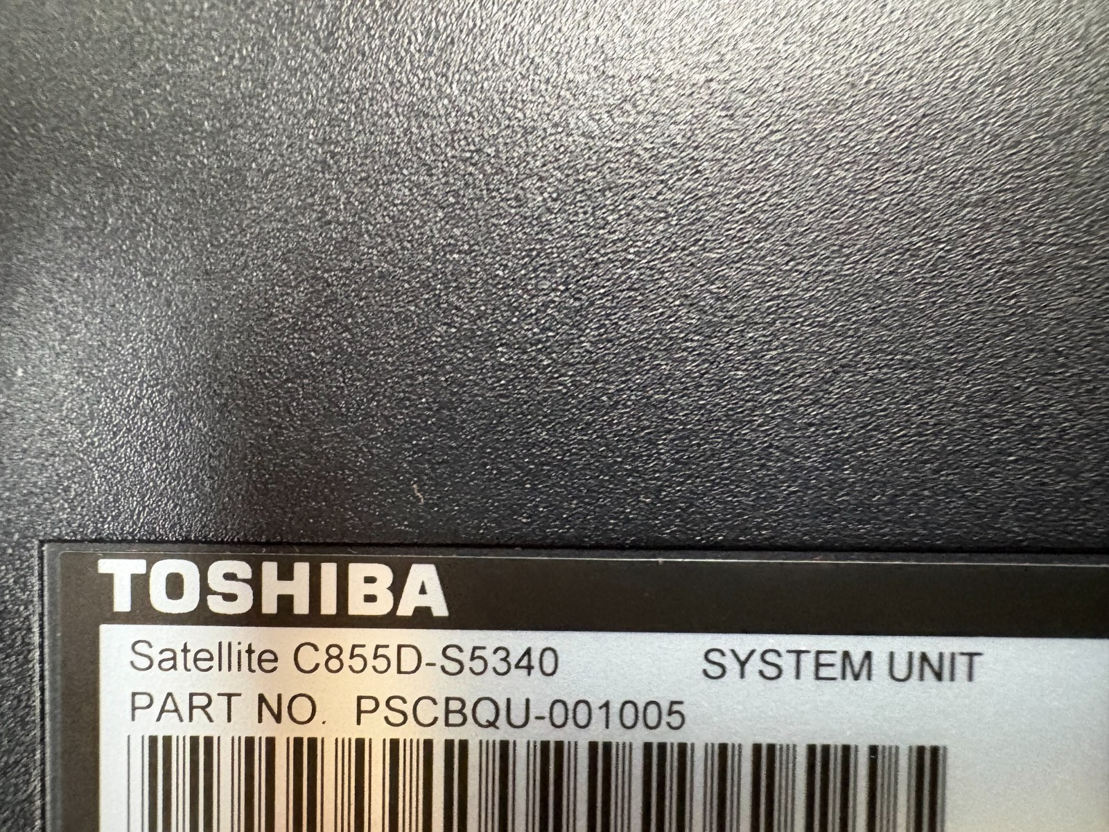 Toshiba Satellite C855D- S5340 AMD E1-1200 APU @1.40GHz 4GB RAM No OS No HDD