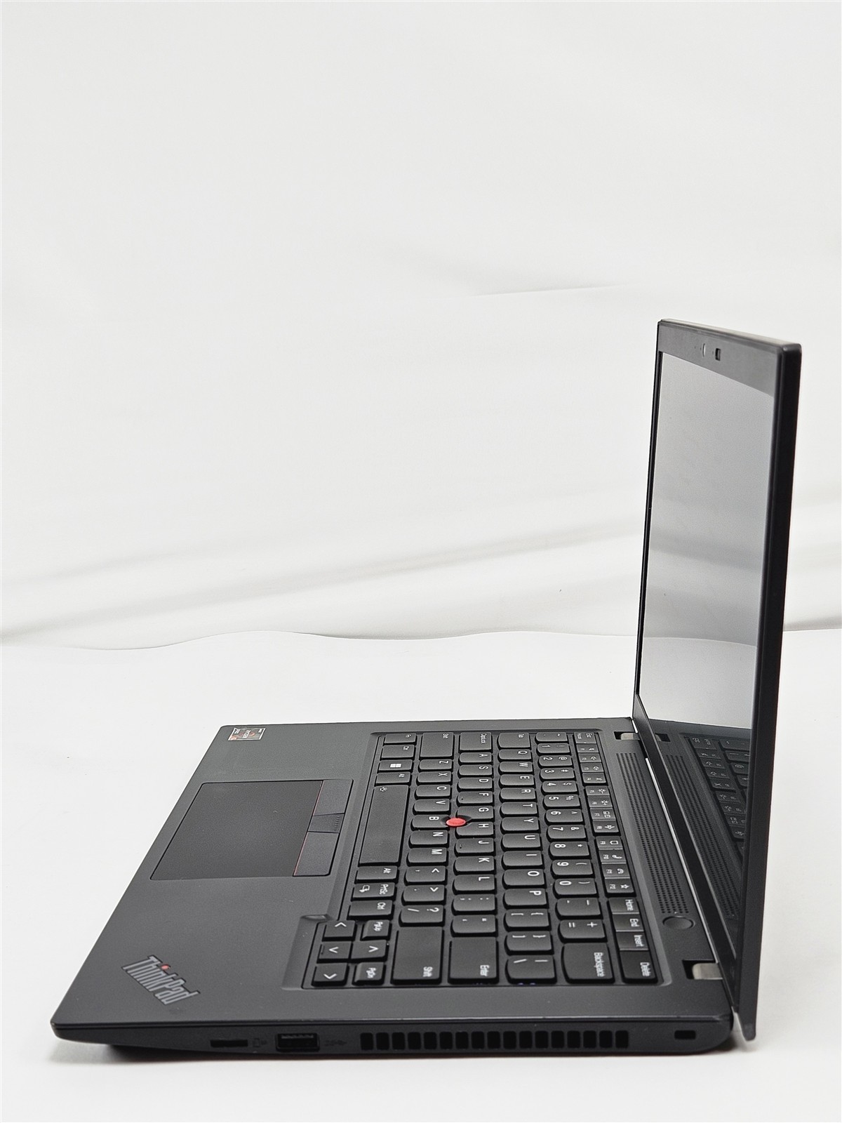 Lenovo ThinkPad L14 Gen 4 14″ AMD Ryzen 5 Pro 7530U 16GB RAM No Storage Black