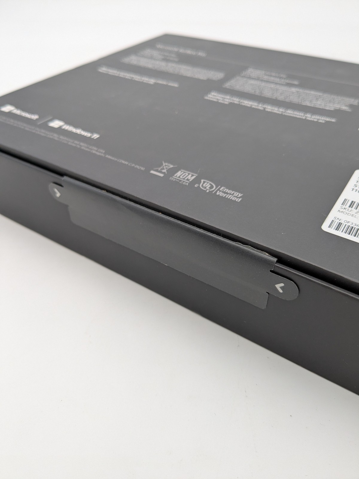 Microsoft Surface Pro 11 13″ Snapdragon X Plus 16GB DDR5 512GB SSD Windows 11