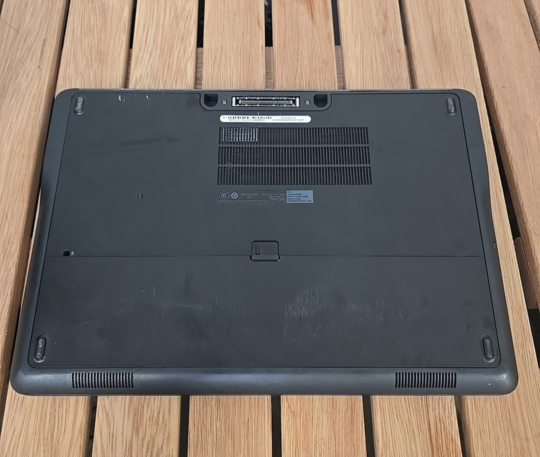 DELL LATITUDE E7440 – FOR PARTS/REPAIR – INTEL I3 4TH GEN – PARTS ONLY