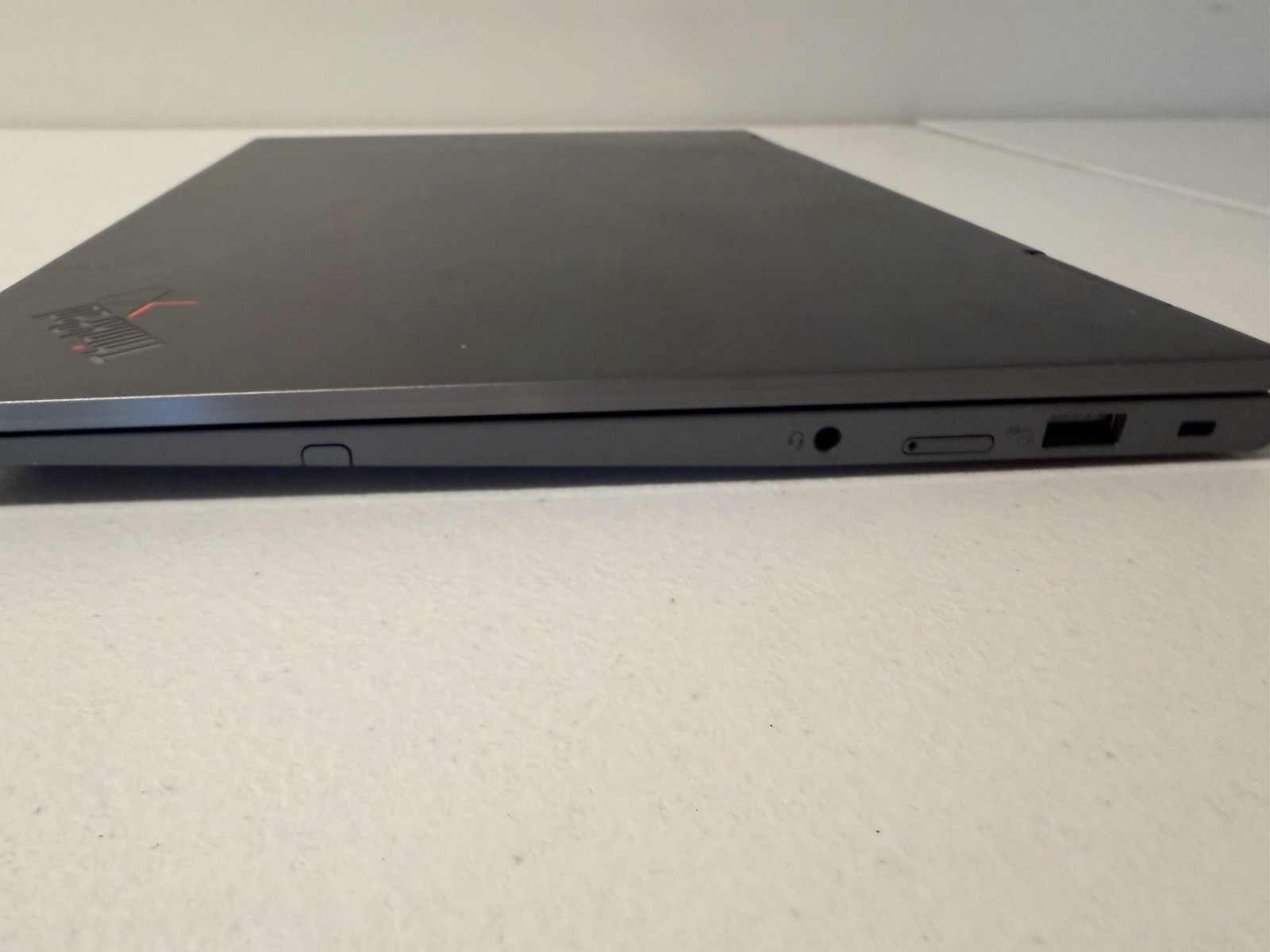 Lenovo ThinkPad X1 Yoga 6th Gen 14″ 4K Touch i7-1165G7 32GB RAM 2TB SSD WWAN 4G