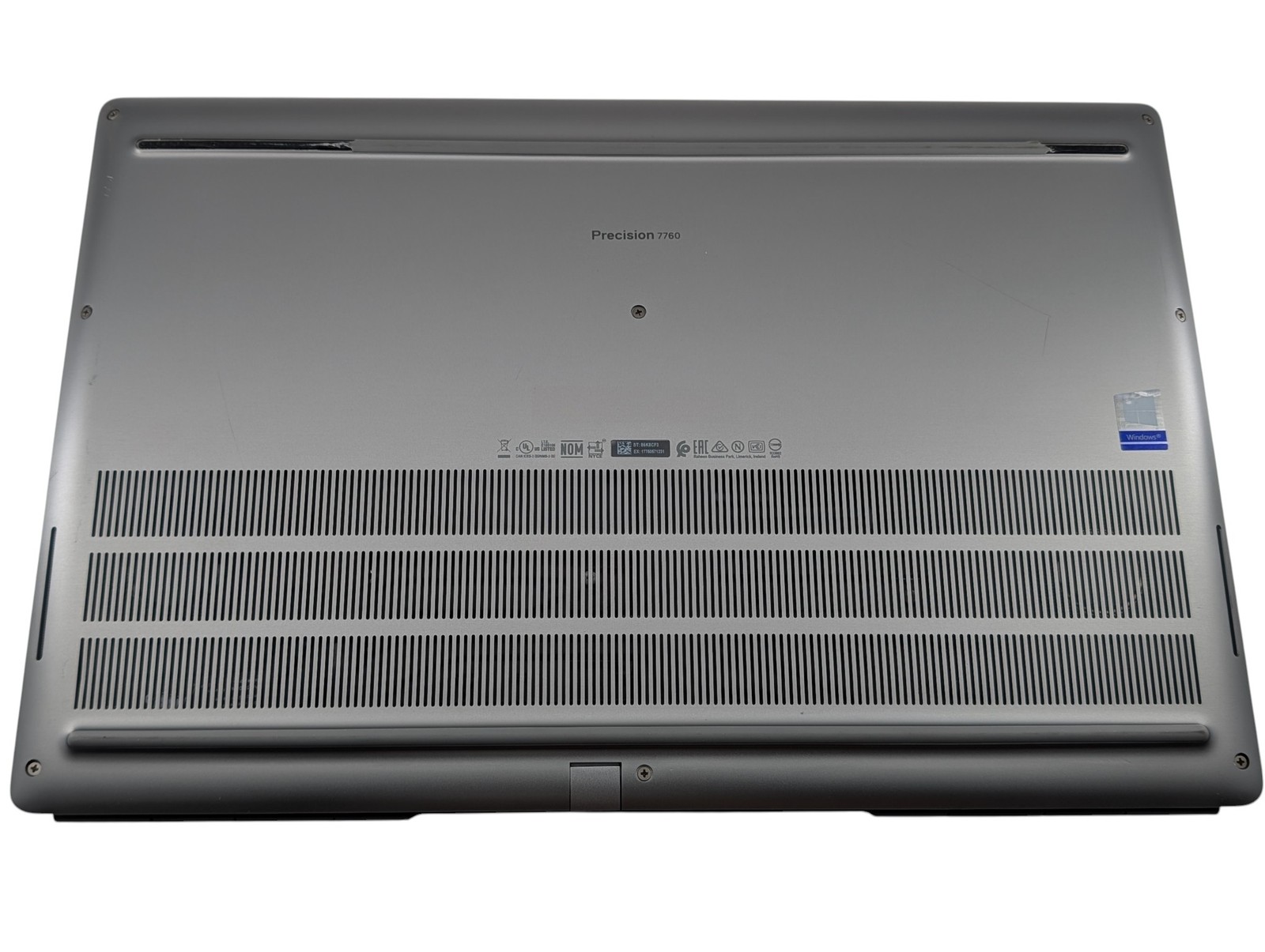 Dell Precision 7760 XEON W-11855M 3.20Ghz 16GB RAM 512GB SSD – Grade D