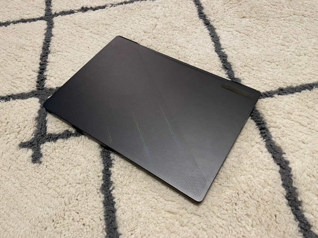 Asus ROG Zephyrus G15 GA503Q 15.6″ Ryzen 9 5900HS 16GB RAM 1TB GeForce RTX 3070