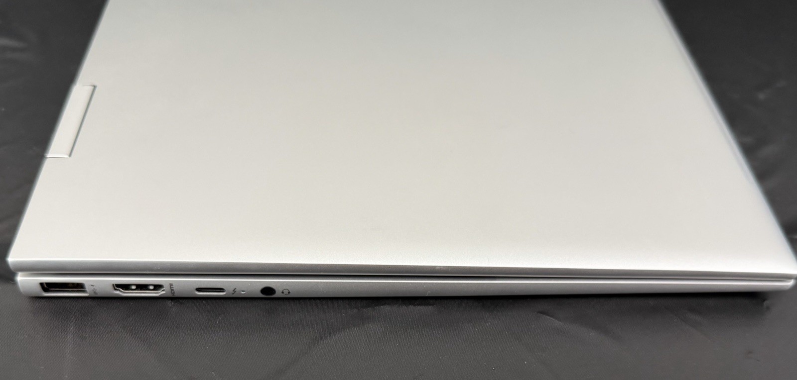 HP Envy x360m, Intel i5 11th Gen, 8GB Ram, 240gb SSD, Win 11 Pro, 15m-es1013dx