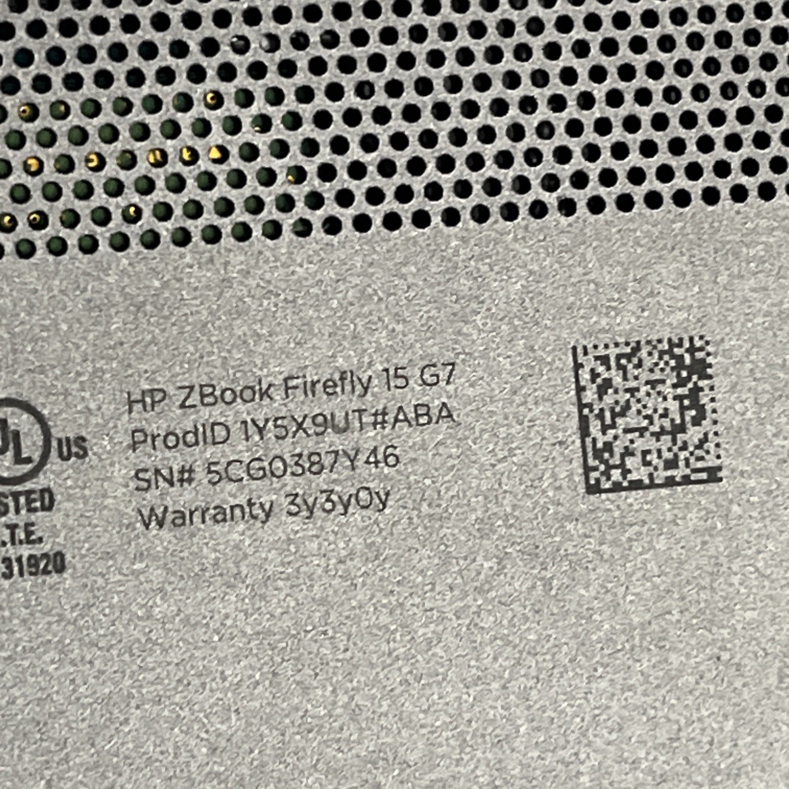 HP ZBOOK FIREFLY 15 G7 INTEL CORE I7 10TH GEN 8GB RAM NO HD