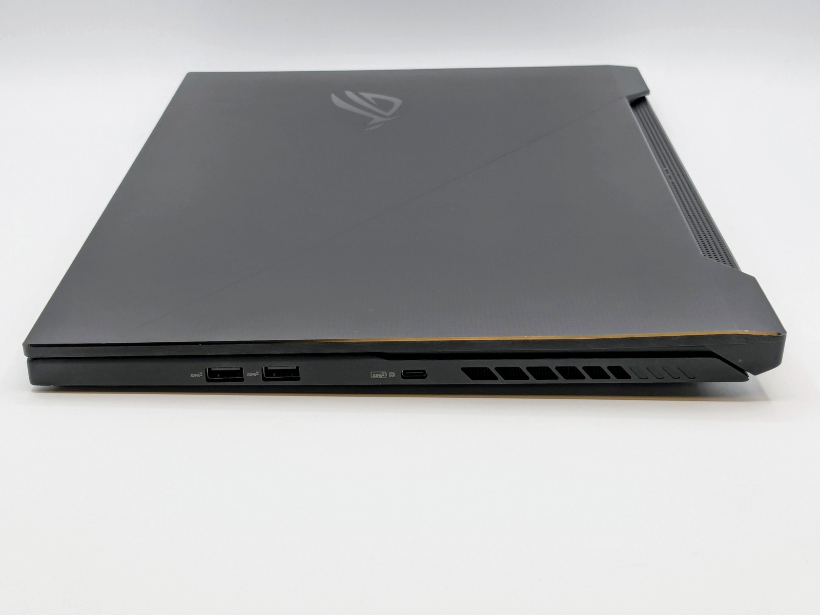 Asus ROG Zephyrus Duo SE 14″ FHD Touch RYZEN 9 5900HX 2TB SSD 32GB W11P RTX 3080