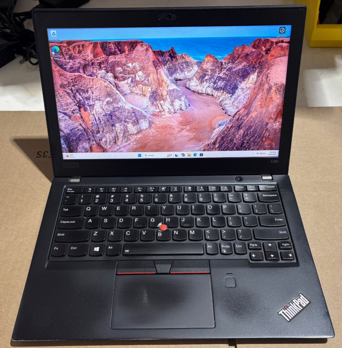 Lenovo ThinkPad X280 12.5″ Intel i5-7300 2.650GHz 8GB DDR4 256GB SSD Windows 11