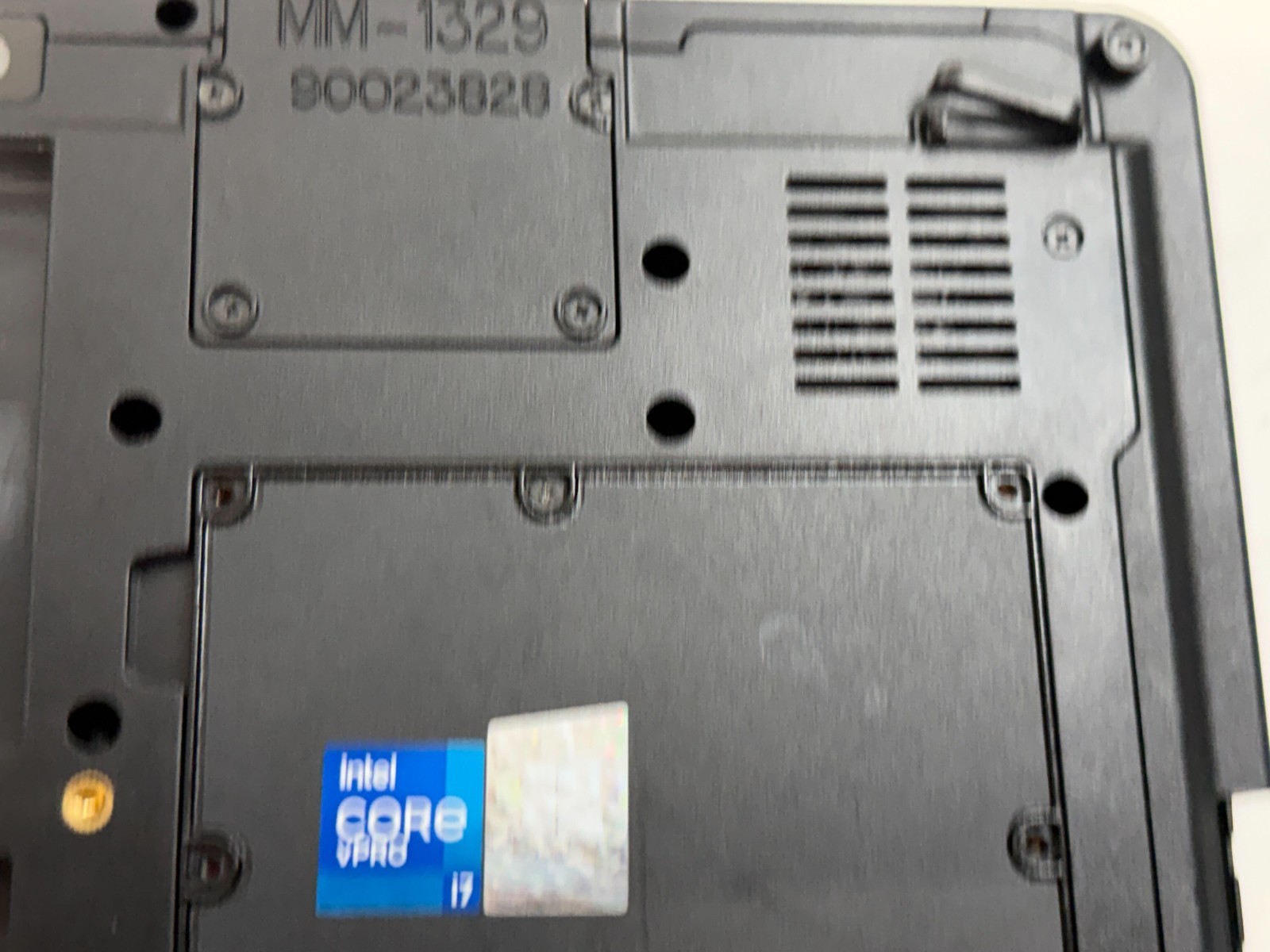 Getac F110 G6 11.6″ i7-1165G7 8GB RAM NO SSD/BATT/AC BIOS LOCKED PARTS