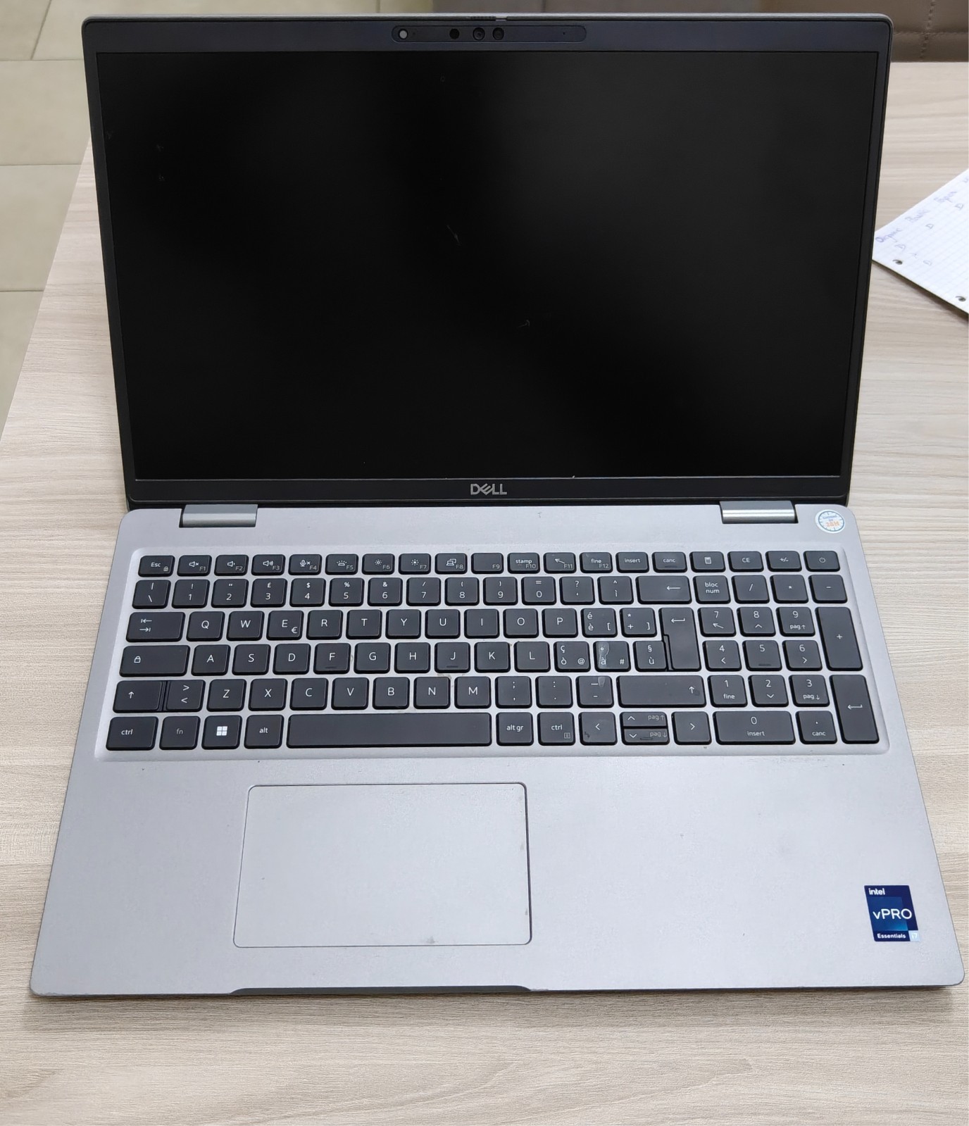 Dell Precision 3570 i7-1255U 16GB RAM 512GB SSD 4GB GPU – Batteria Buona – Ottim