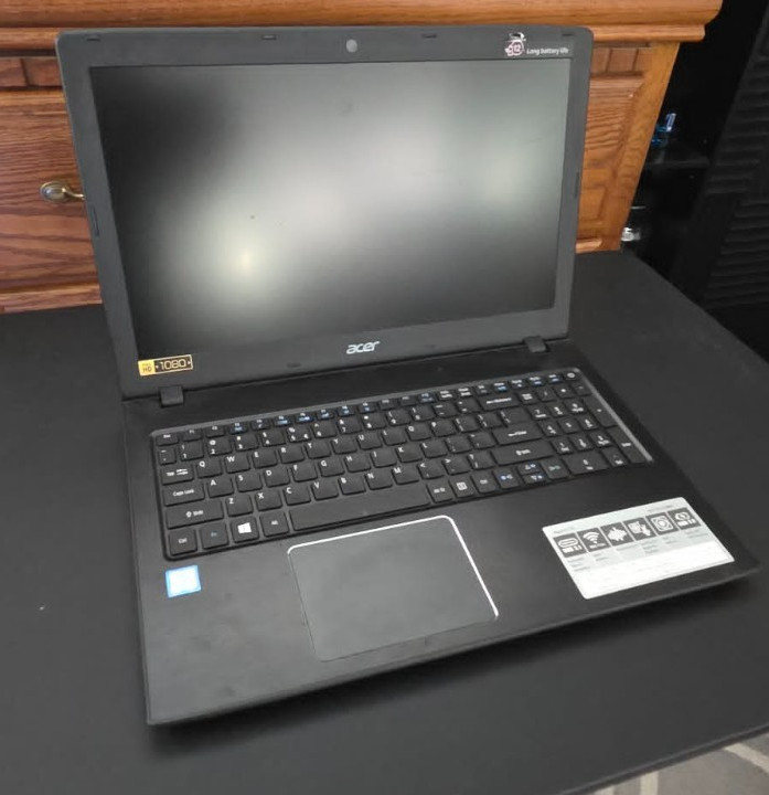 Acer Aspire E5-575-33BM Laptop – UPGRADED RAM – 8GB – NO RESERVE