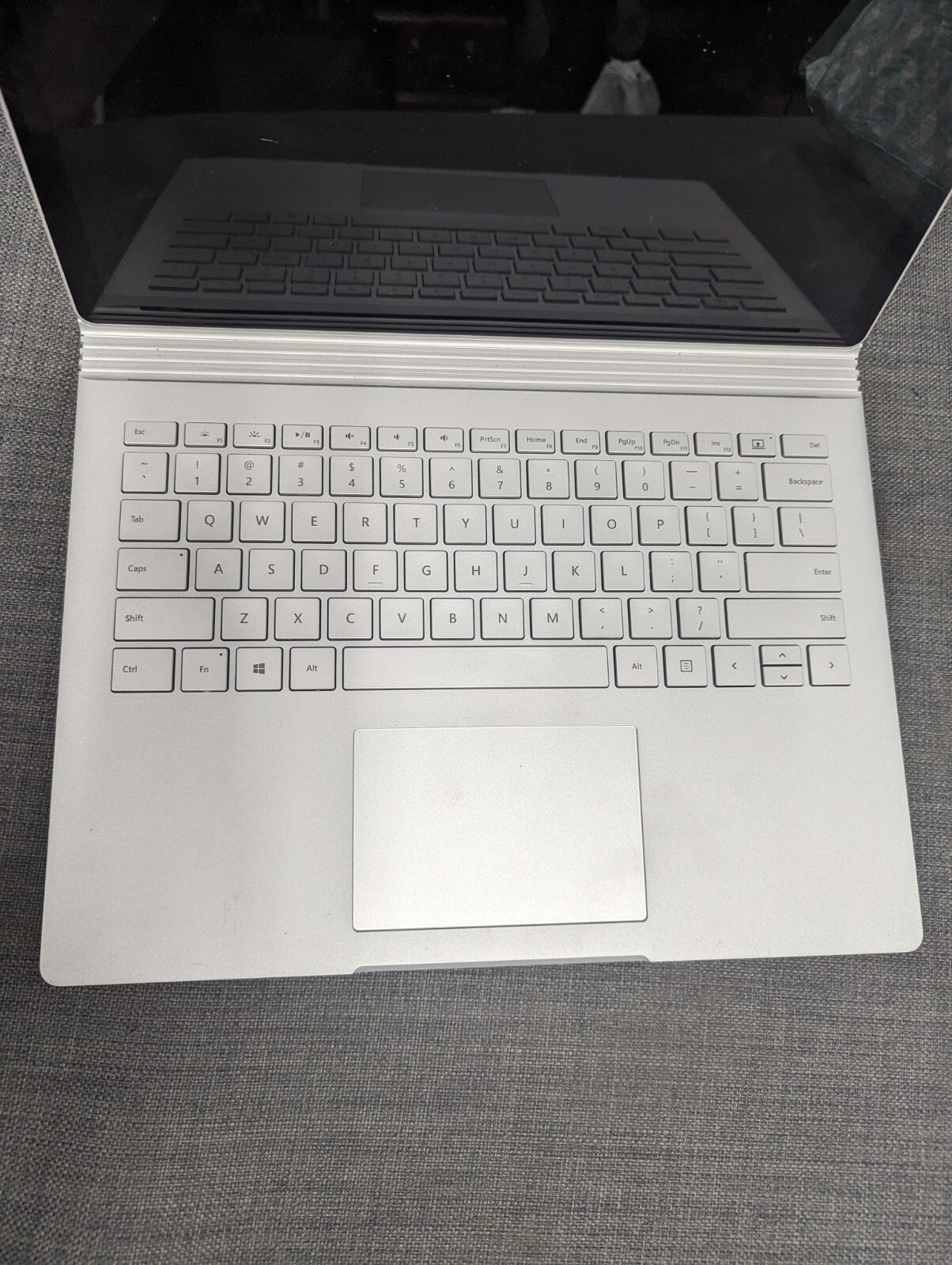 Microsoft Surface Book 1st Generation ( 128GB i5 8GB) Read Description