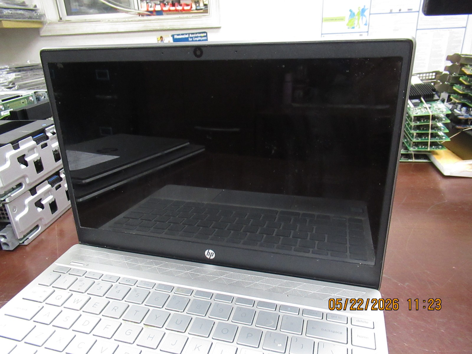 HP Pavilion 13an0xxx 13.3″ i5 8265U 1.60GHZ 8GB 256GB M2SSD Laptop w/AC [NO OS]