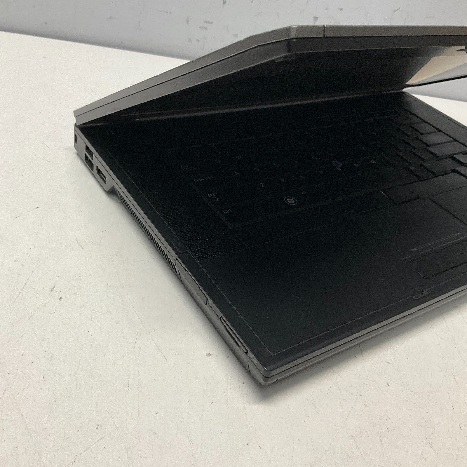 Dell Precision M4500 Laptop Intel Core i7-Q740 @ 1.73 GHz 8GB 320GB HDD NO BATT