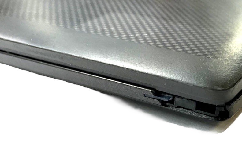 Dell Latitude 7430 14″ FHD i7-1265U @ 3.6GHz 16GB 256GB *GRADE C*