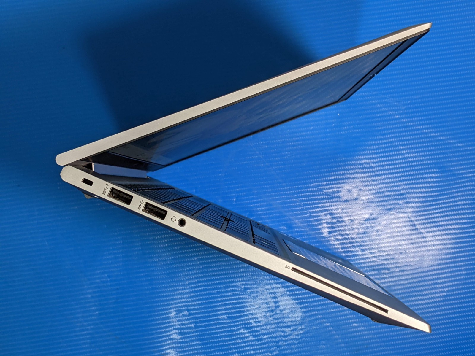 HP EliteBook 840 G7 14″FHD Intel Core vPRO i7-10th Gen 1.8GHz 8GB 256GB SSD W11P