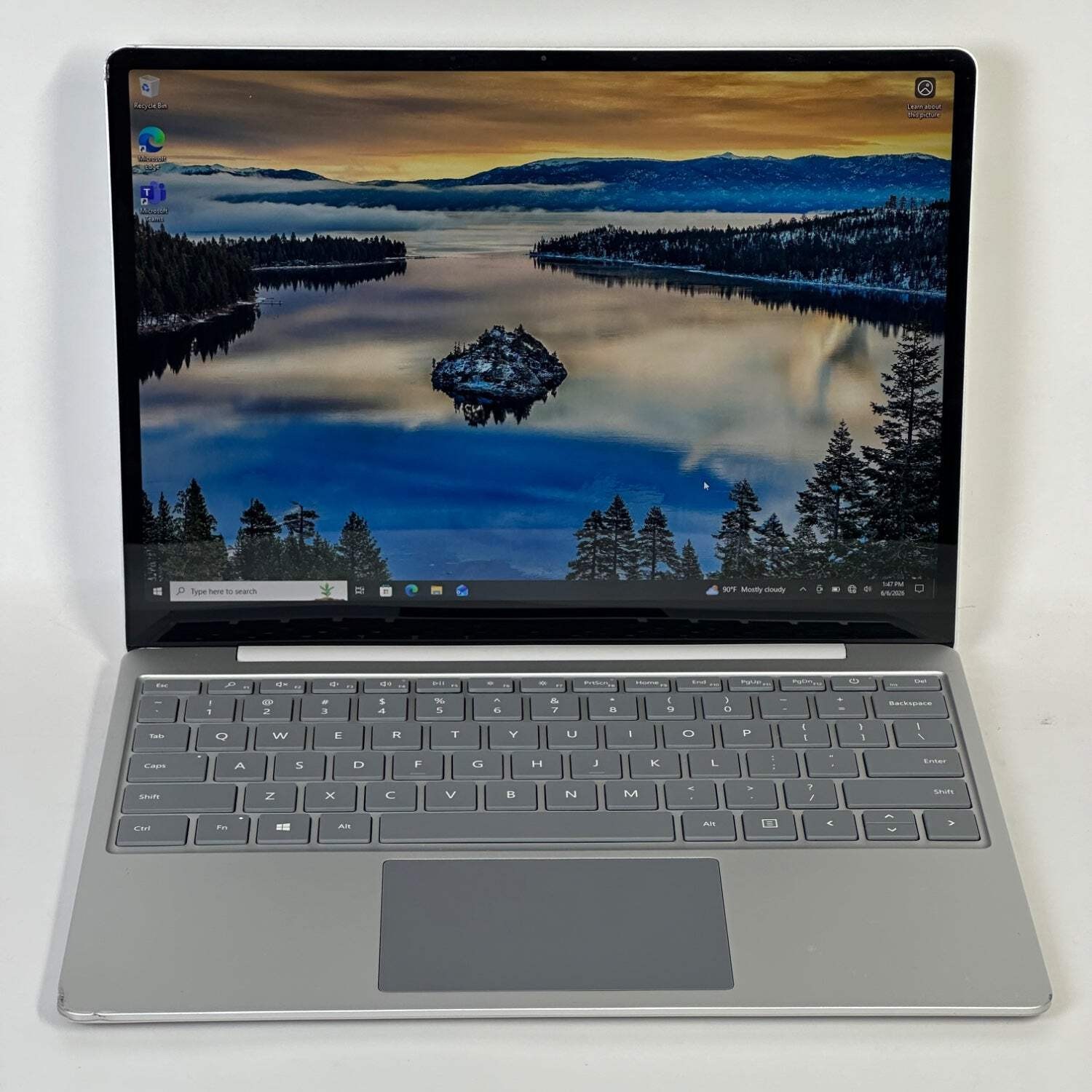 Microsoft Surface Laptop Go 1 1943 12.4″ i5-1035G1 1.0GHz 4GB RAM 64GB SSD