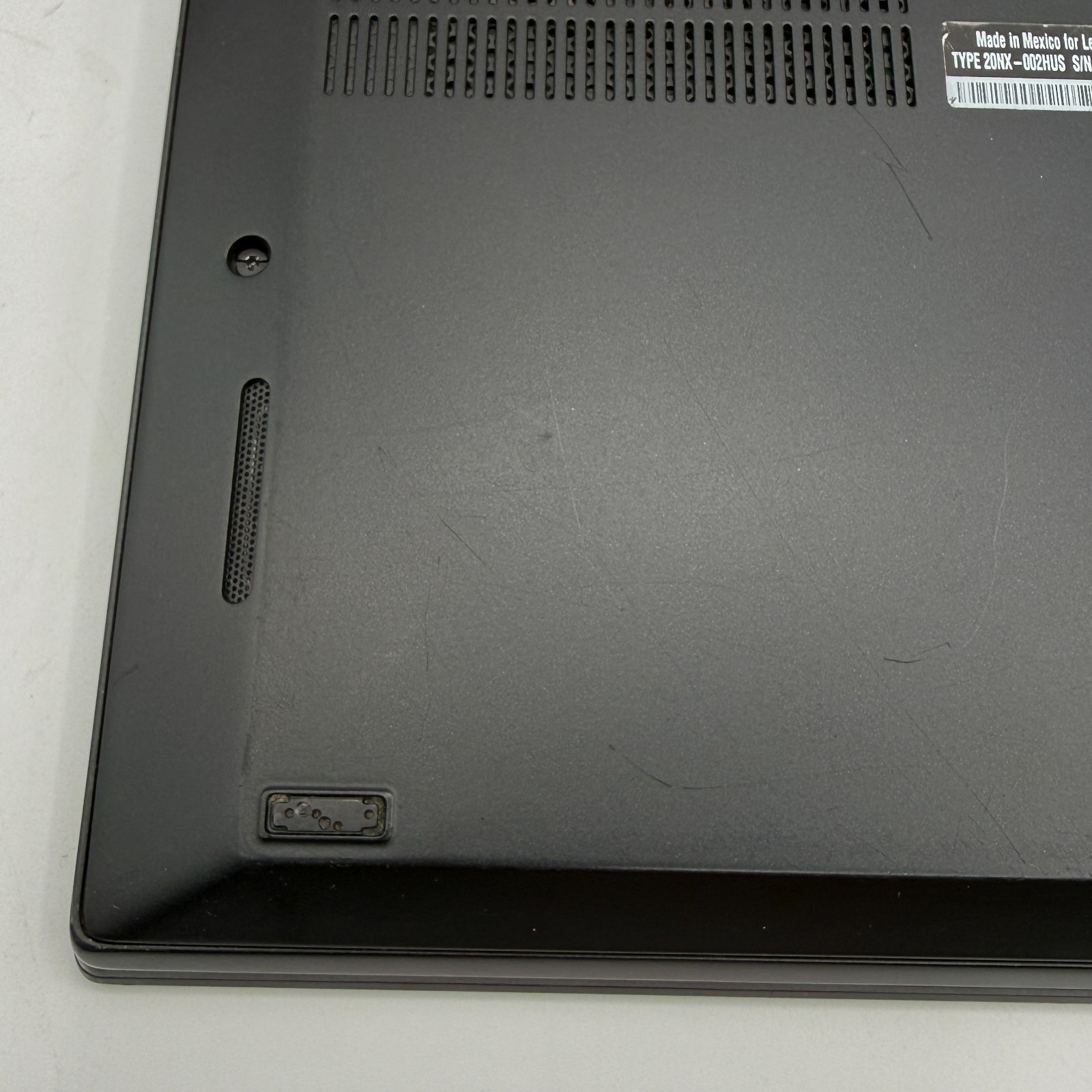 Lenovo ThinkPad T490s 14″ i7-8565U 16GB RAM 256GB SSD Win11 Pro Fingerprin Fair