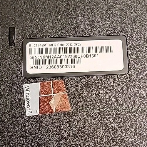 Acer Aspire Laptop 15.6″ B960 Processor 4GB/500GB DDR4 Black E1-531-4694