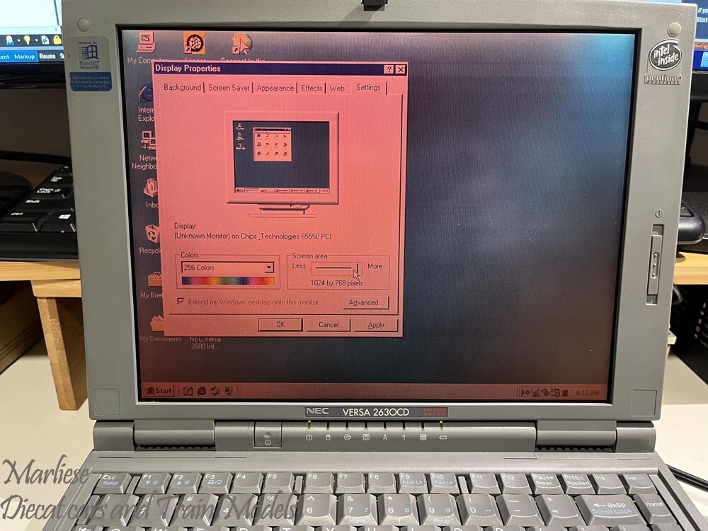 NEC VERSA 2630CD Laptop Pentium 133, 32MB RAM, 2GB HDD, Win 98 w/ Original PSU
