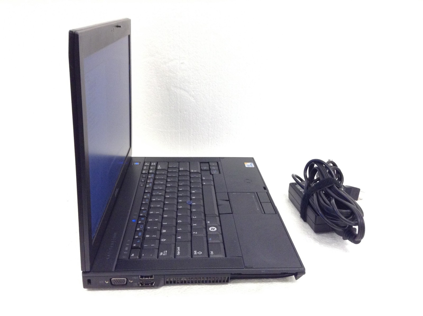 Dell Latitude E6400 Laptop 14″ Core 2 Duo P8700 2.53GHz 2GB, NO HDD, WORKING