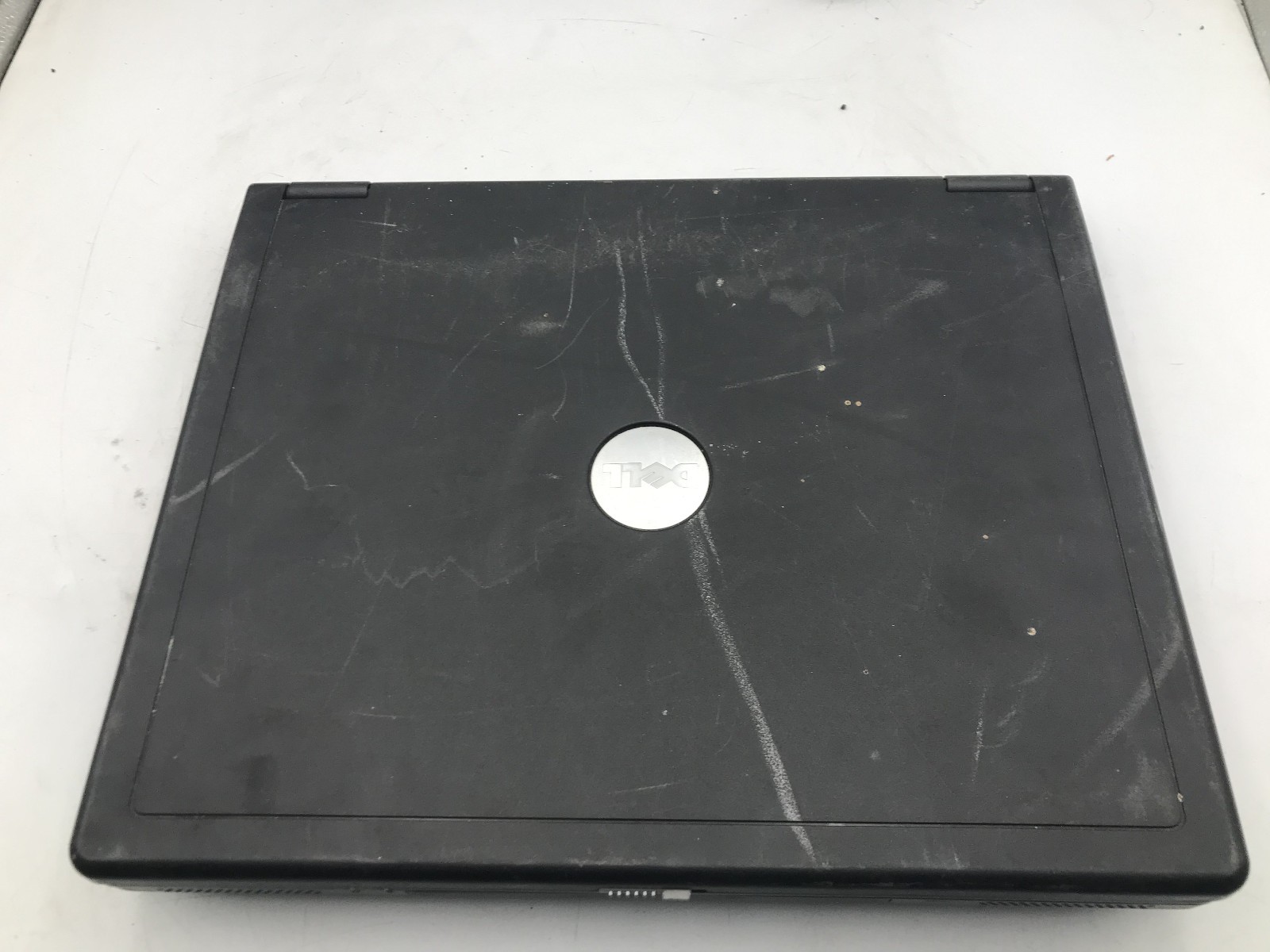DELL INSPIRON 1000 – BOOTS TO BIOS – INTEL CELERON 2.2MHZ – 256MB RAM – READ -BB