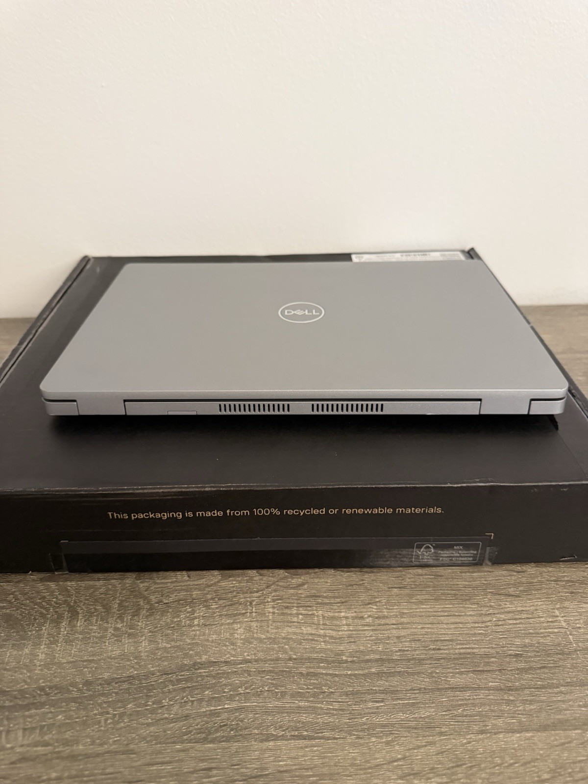 Dell Latitude 5430 14” Laptop Win 11 Pro w/ Charger & Box Excellent