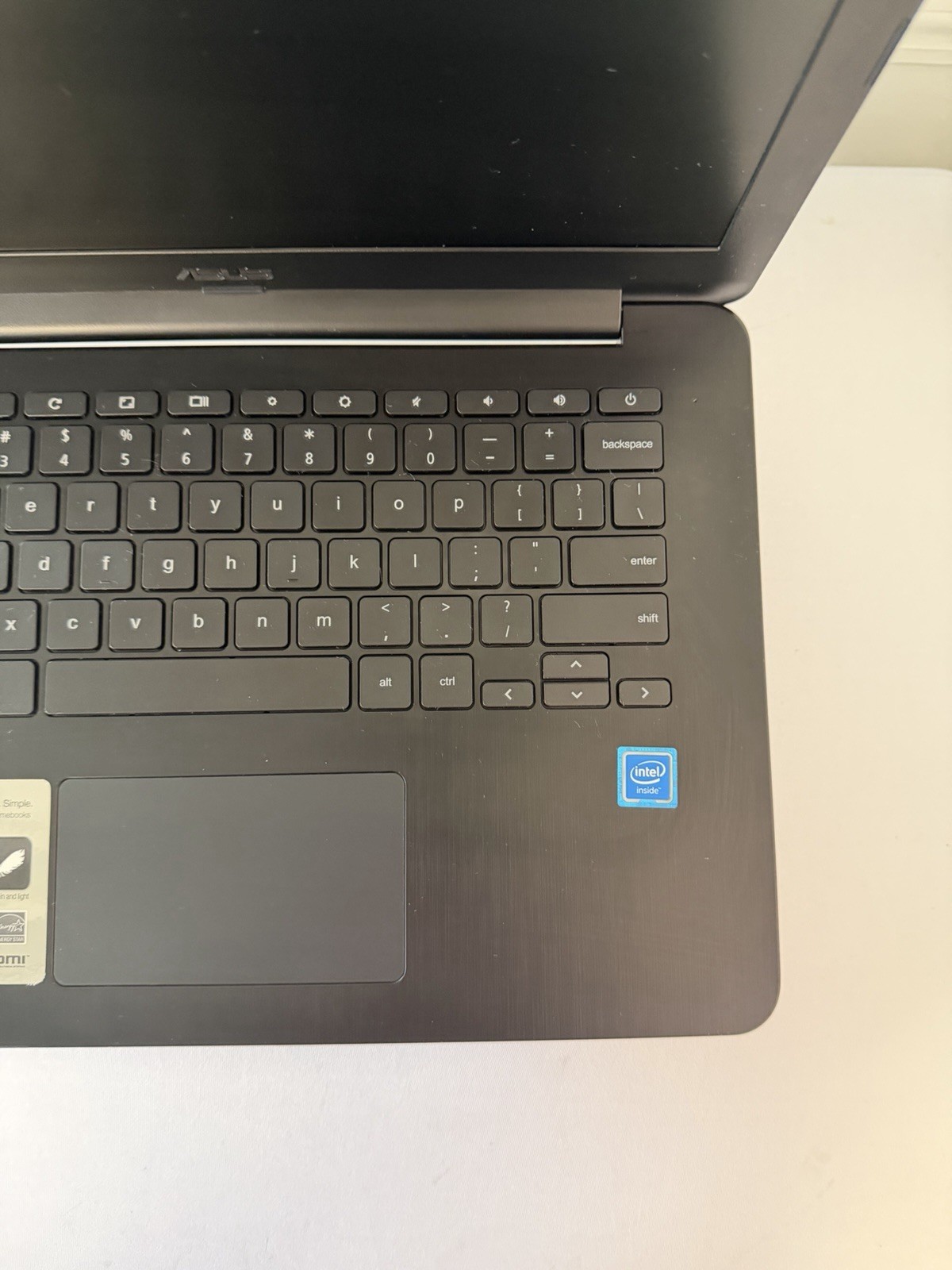 Asus Chromebook C300MA-DH02 Laptop – Good Screen-Intel Celeron N2830-Read Des