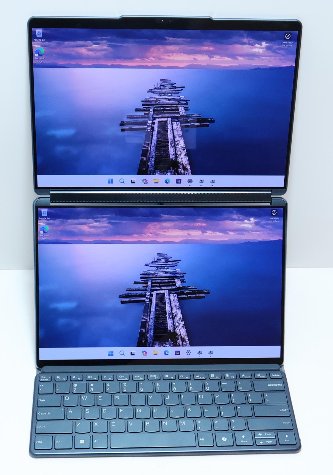 Lenovo Yoga Book 9i 2-in-1 Intel Core Ultra 7 155U 16GB 1TB 13.3″ 13IMU9