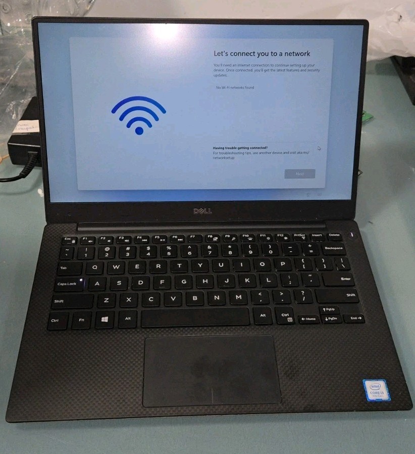 Dell p54g Laptop – Core i3, 13″3 GEN 7, 4GB RAM, 120GB SSD, WIN11 READ!