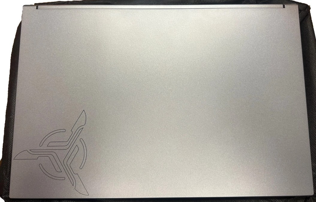 Skytech Gaming Lumi Gaming Laptop: Ryzen 7 7435HS,RTX 4060, 1TB Gen4, 16GB-USED