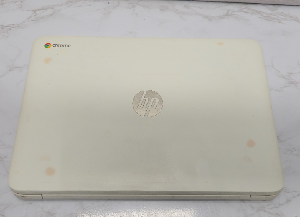 HP Chromebook 14 SMB 14″ (16GB, Intel Celeron 1.40 GHz) Chromebook – Silver