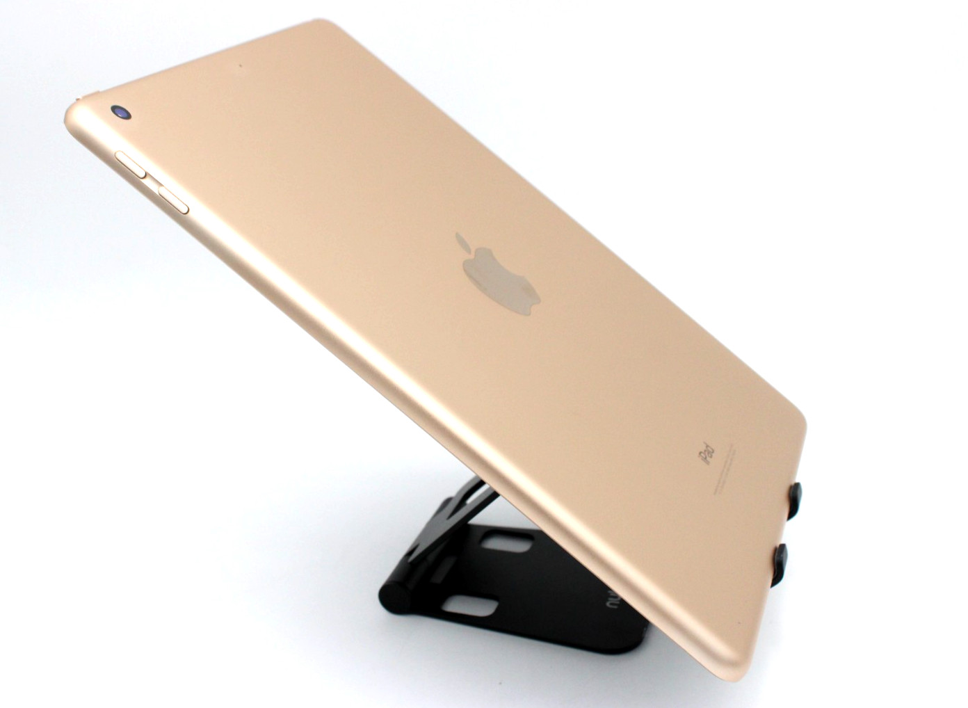 Apple iPad 5th Gen. A1822, 32GB, Wi-Fi, 9.7 in – Gold *PARTS ONLY*