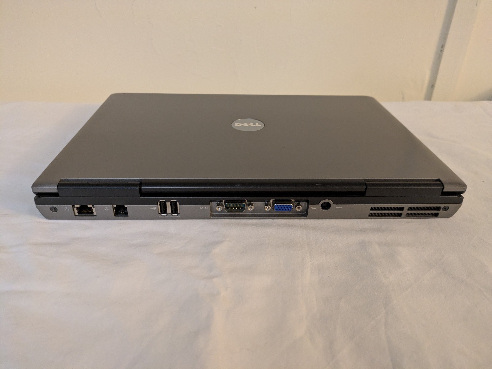 Dell Latitude D630 Laptop 14″ Intel C2D 2.2GHz 4GB RAM 160GB HDD Windows XP 💻
