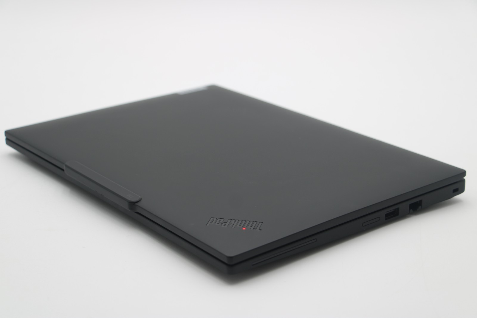 Lenovo Thinkpad T14 Gen 6 14″ Touch Ultra 5 235U/ 16GB RAM/ 512GB SSD/ 3YR WRNTY