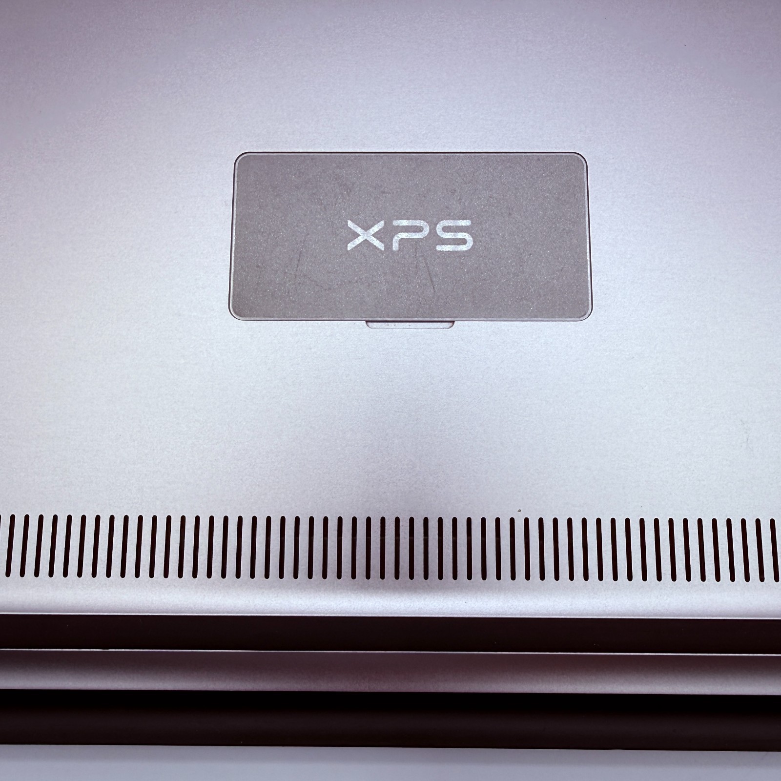 Dell XPS 13 9360 i7-8550U 8GB RAM 256GB SSD Win 11 Home Battery 87%