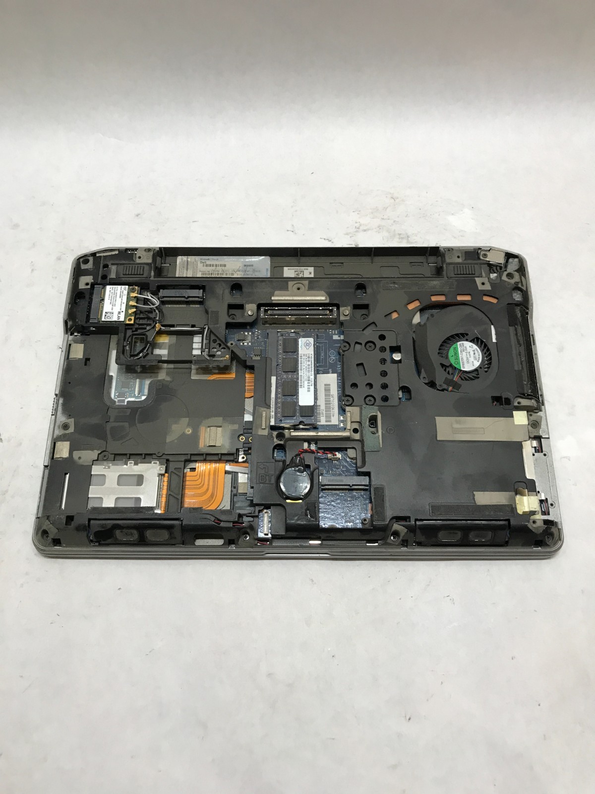 Dell Latitude E6320 13″ Intel i5 4GB RAM NO HDD/OS For Parts WILL NOT BOOT! – DW