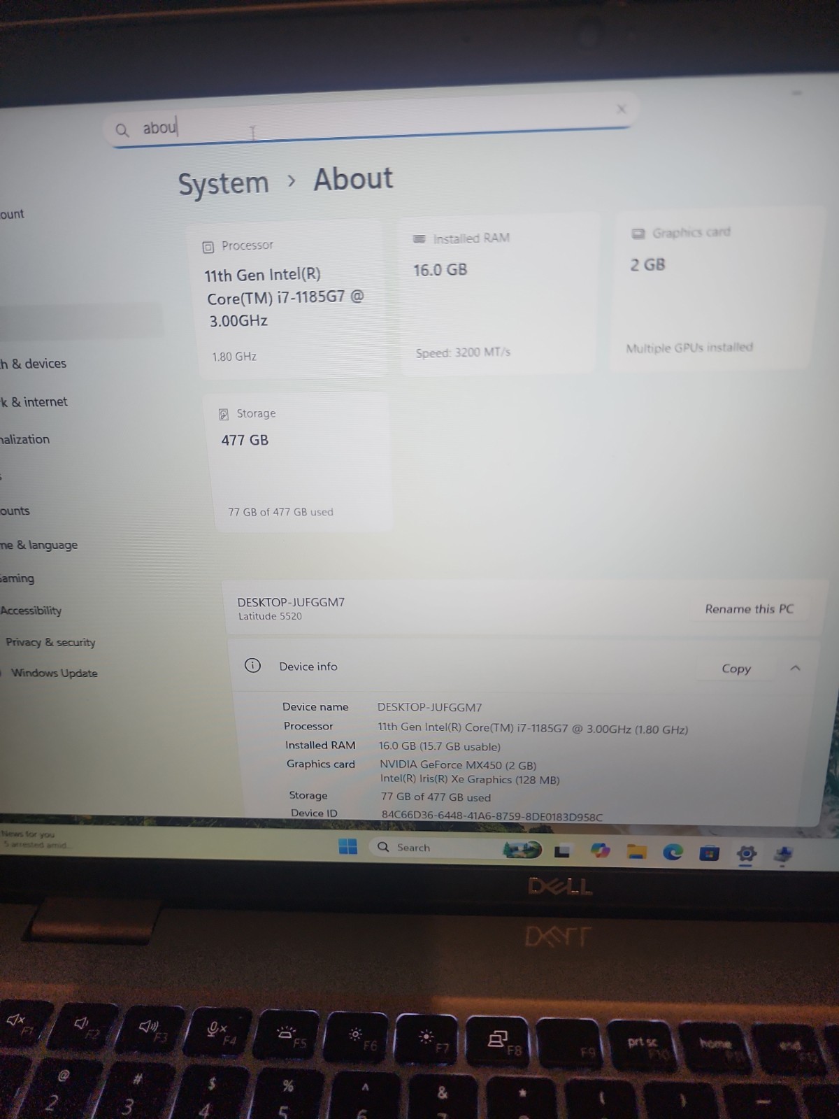 Dell Latitude 5520 i7-1185G7 3.0GHz 16GB RAM 512GB 15.6″ Win11