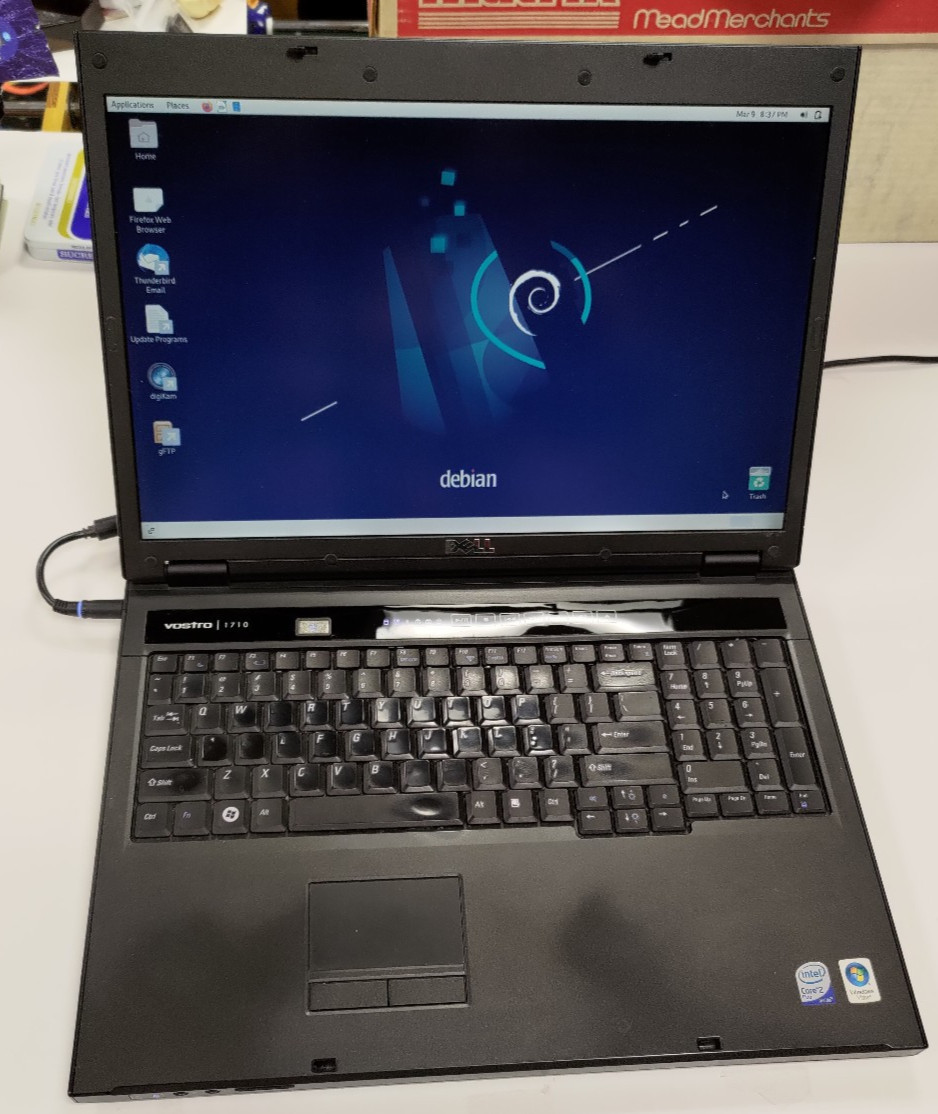 Dell Vostro 1710 2GB RAM/160GB HDD Core2 Duo, CD/DVD, No OS