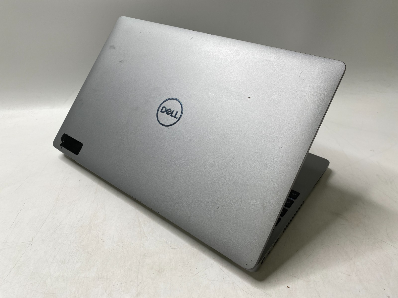Dell Latitude 5511 15.6″ Touch i7 16GB DDR4 256GB SSD MX250 Win11H w/ AC Adapter