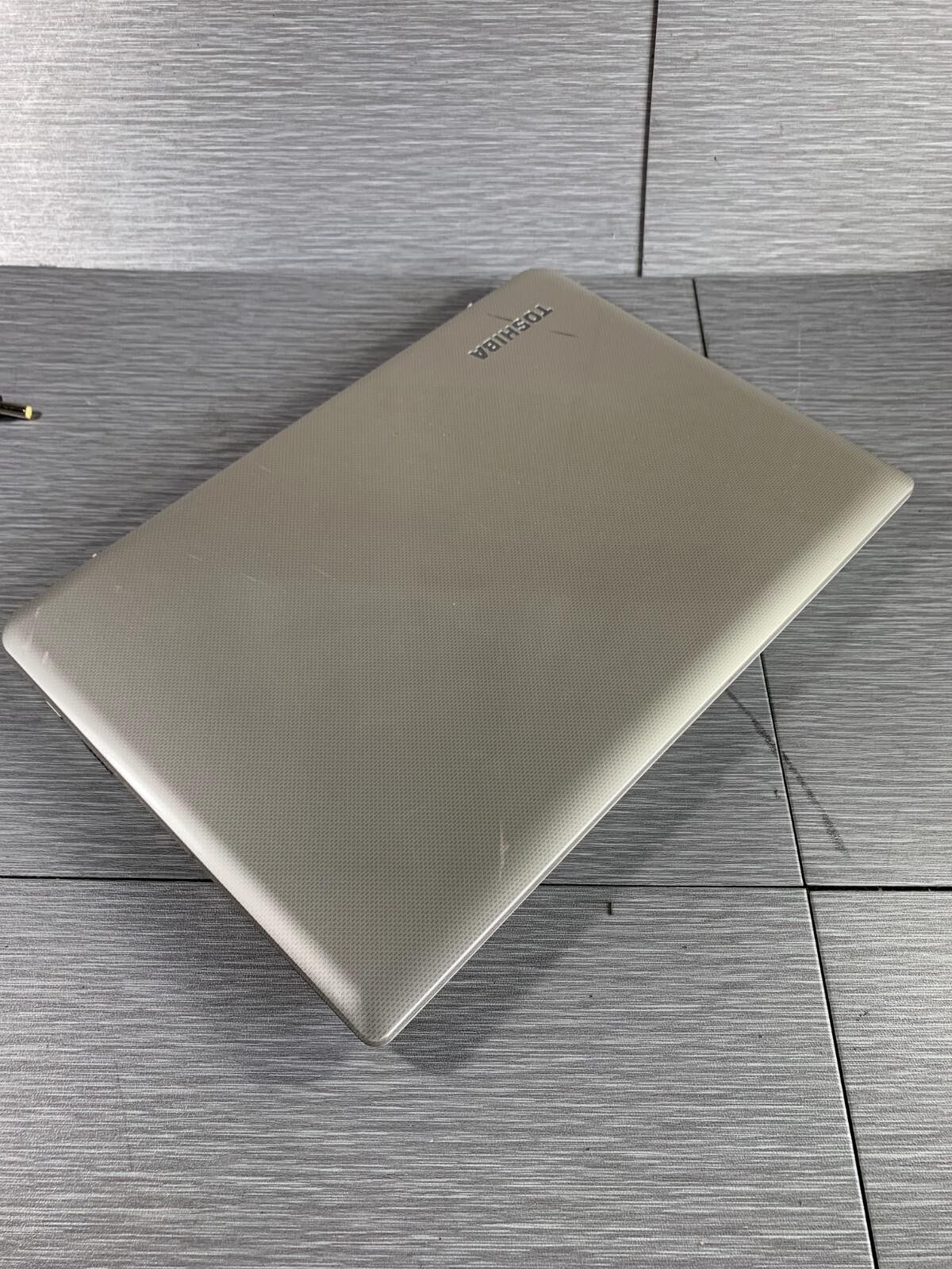 Toshiba Satellite L15-B1330 Ivory 11.6″ Display Built-In Webcam Laptop For Part