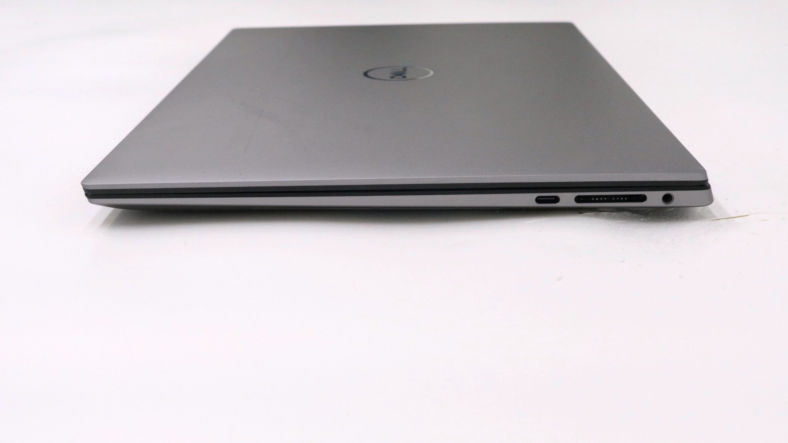 Dell Precision 5570 15″ i5-12600h 16GB 256GB – Very Good