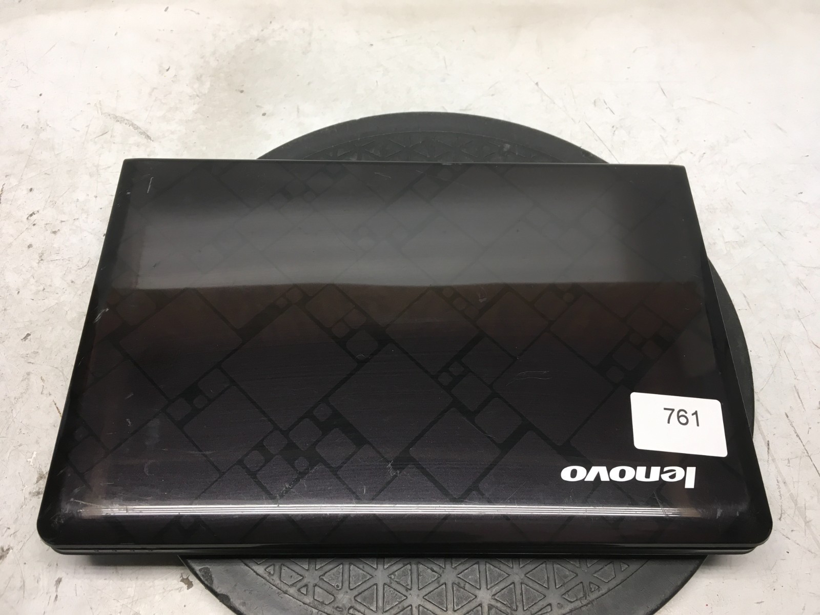 Lenovo IdeaPad S205S Intel Pentium U5600 1.33GHz 2 GB NO HDD