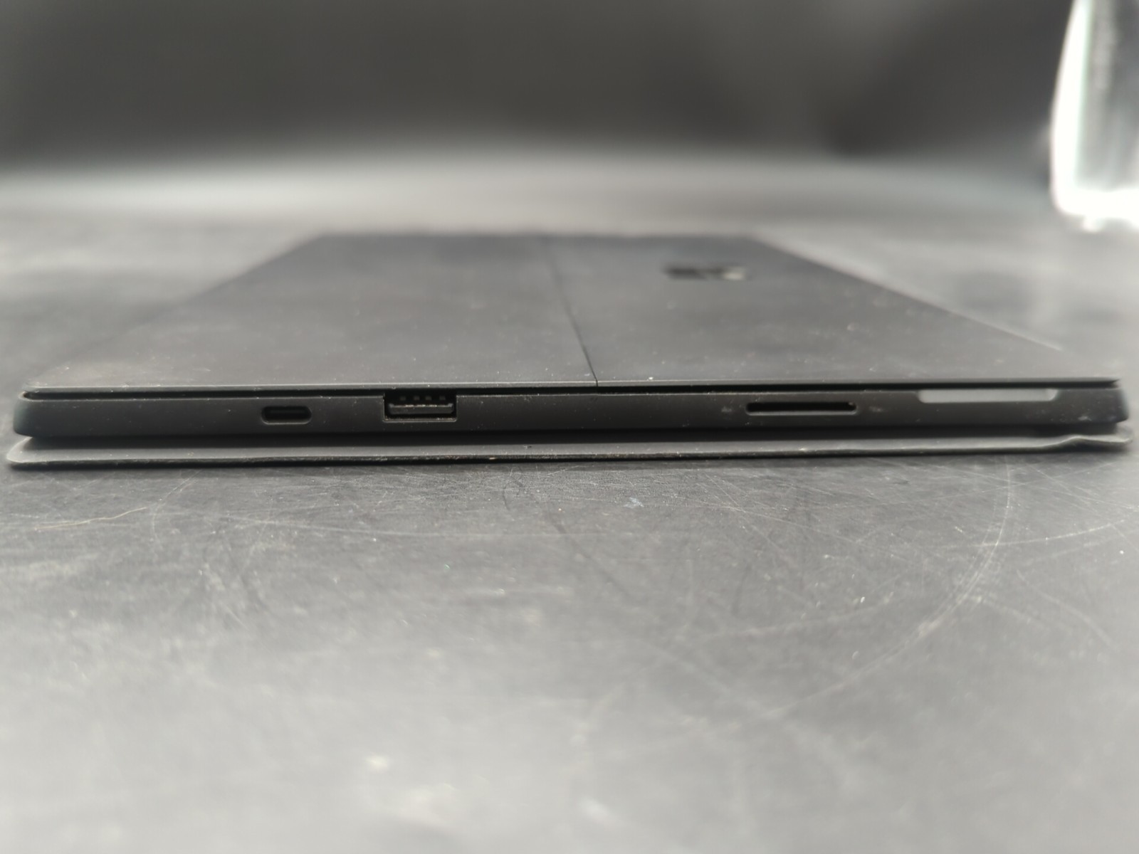 Microsoft: Surface: Pro 7: i7 10th Gen: 16GB RAM: 256GB SSD: No OS: Tested