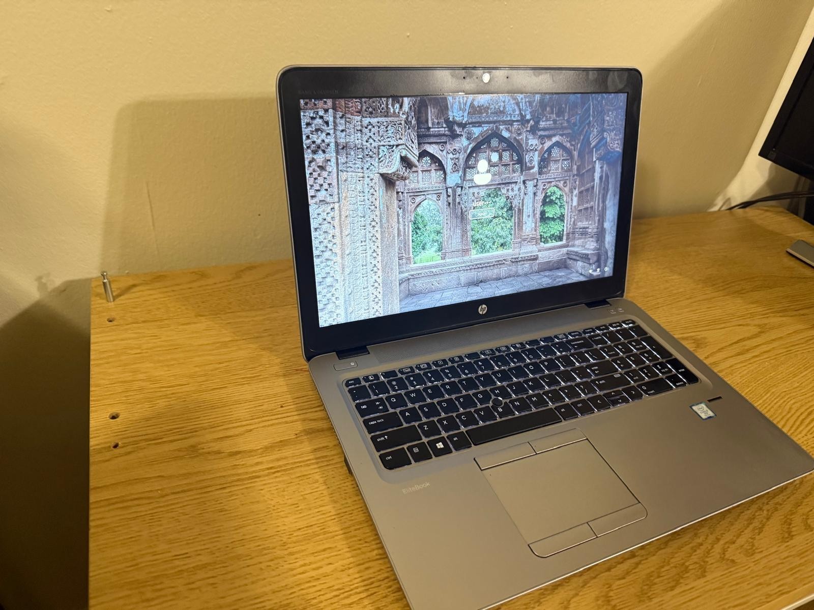 HP EliteBook 850 G4 Core i7-7600U 2.90GHz 8GB RAM 128GB WINDOWS 11 PRO, WEBCAM