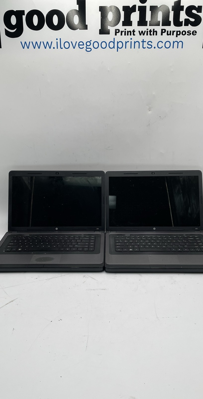 HP 2000-369WM & 2000z 15.6″ AMD Laptop Silver Lot Of 2