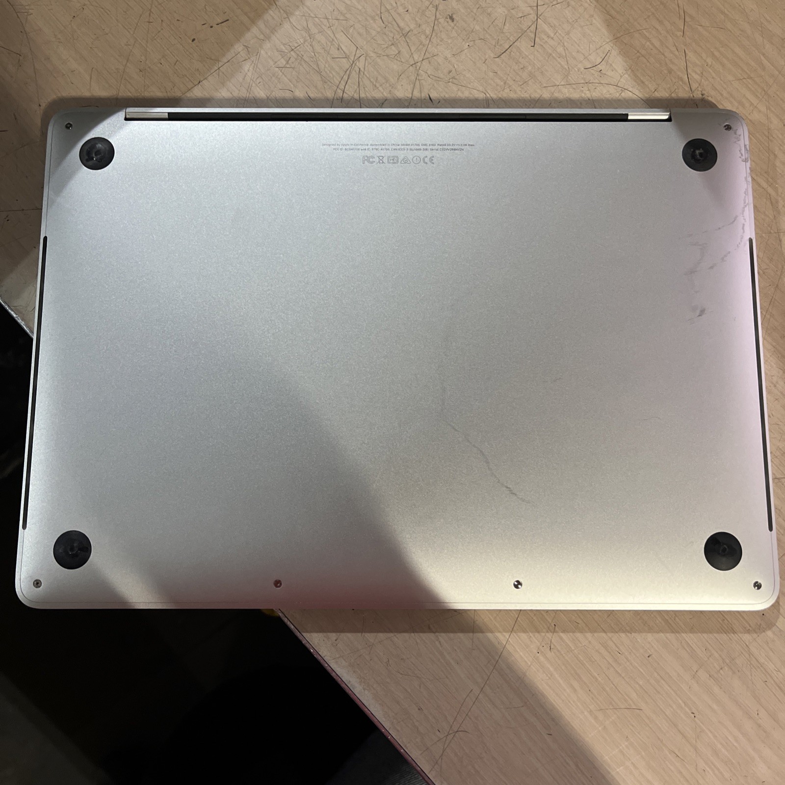 APPLE MACBOOK PRO 13″ TOUCH/MID-2017 CORE I5-7267U 3.1GHZ 8GB RAM 256SSD