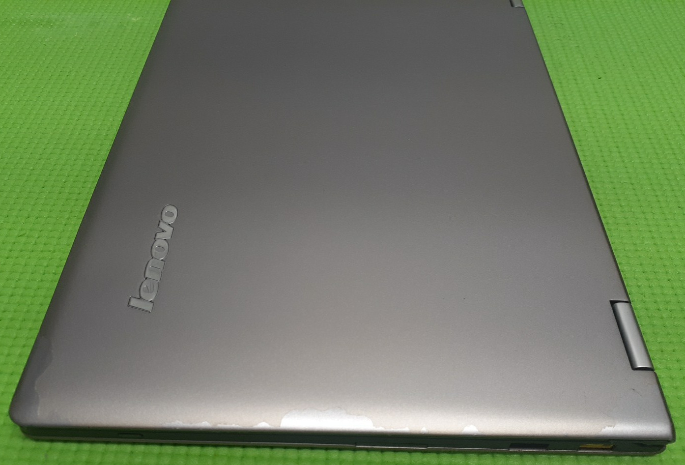 Lenovo Ideapad Yoga 13 Laptop Intel Core i7-3537U 8GB NO SSD NO OS